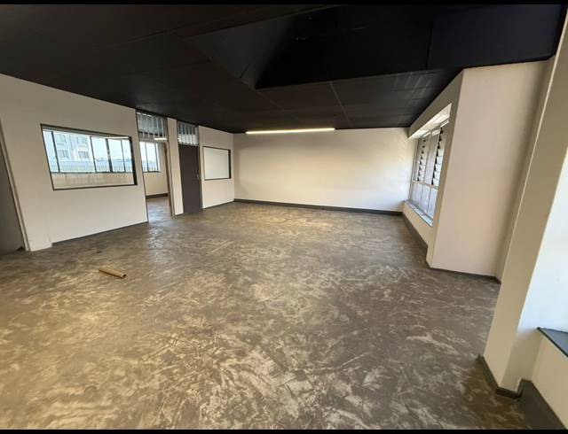 479M² WAREHOUSE TO LET IN ISANDO